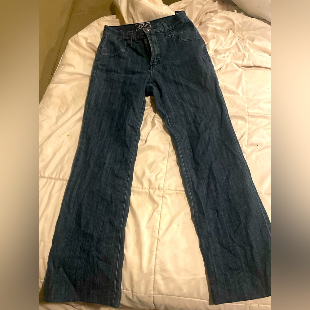 NYDJ Premium Denim Baggy/Straight Leg / Flare idk.
